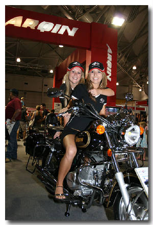 motorcycleshow01.jpg
